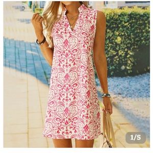 Woman’s XL sleeveless v neck sheath dress (fits like a size 14)